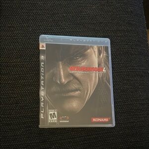 Metal Gear Solid 4: Guns of the Patriots - PlayStation 3 Game